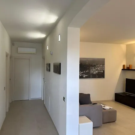 Apartament Casavale Elegante Residenza 108 Mq Max 7 Persone Piacenza