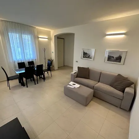 Casavale Elegante Residenza 108 Mq Max 7 Persone