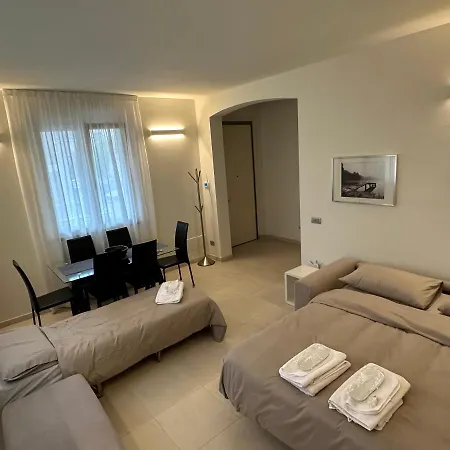 Casavale Elegante Residenza 108 Mq Max 7 Persone * Piacenza