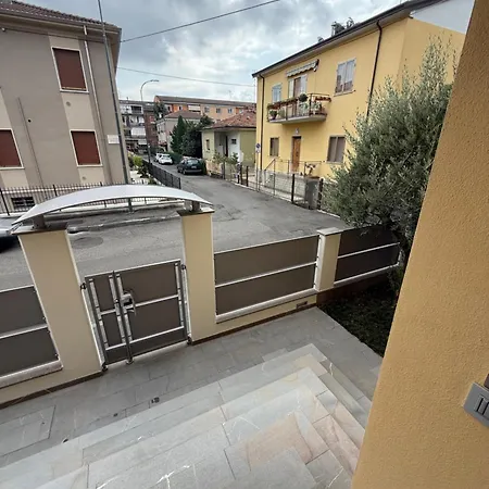 Casavale Elegante Residenza 108 Mq Max 7 Persone * Piacenza