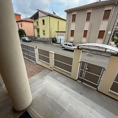 Casavale Elegante Residenza 108 Mq Max 7 Persone Apartment *