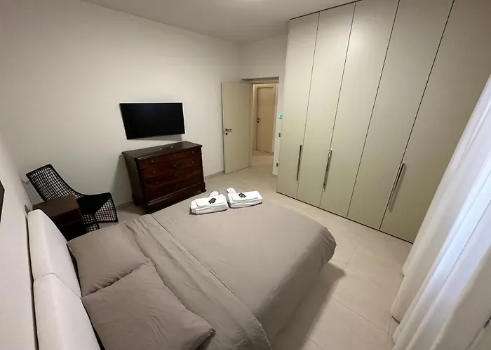 Daire Casavale Elegante Residenza 108 Mq Max 7 Persone