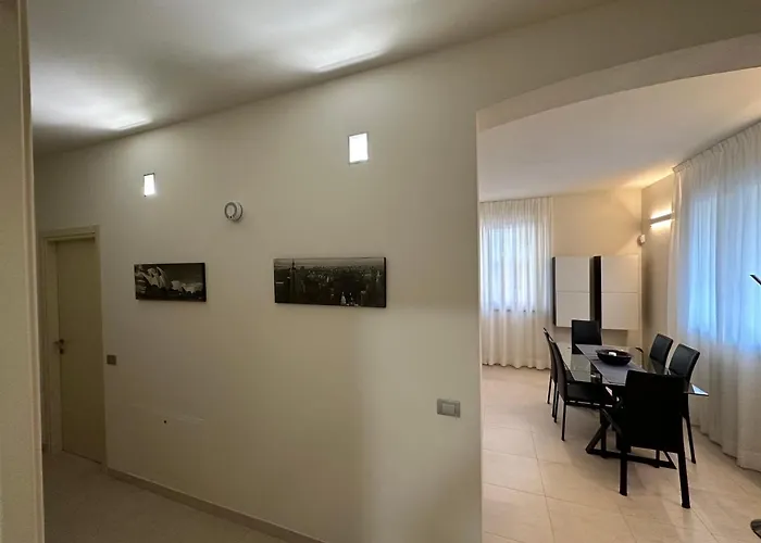 Casavale Elegante Residenza 108 Mq Max 7 Persone Apartment Piacenza