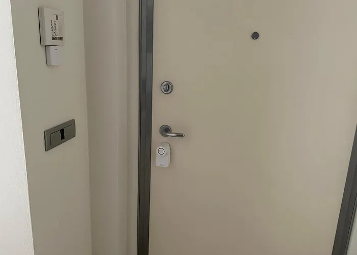 Casavale Elegante Residenza 108 Mq Max 7 Persone Piacenza