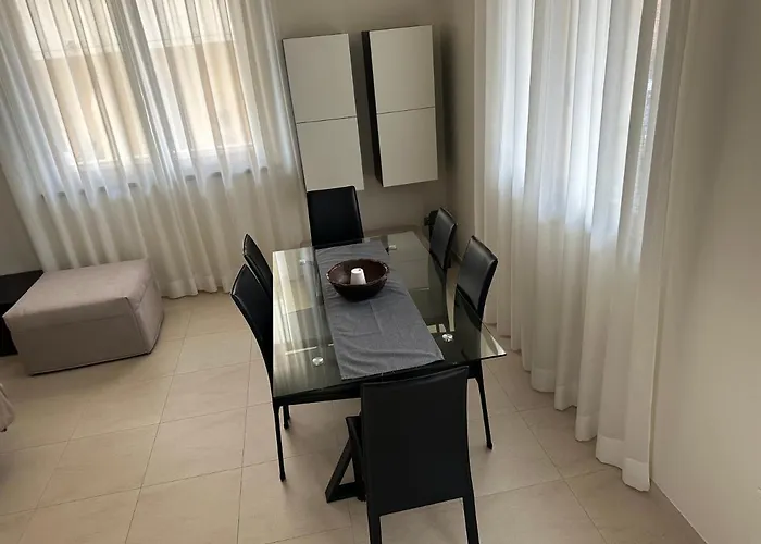 Casavale Elegante Residenza 108 Mq Max 7 Persone Daire Piacenza